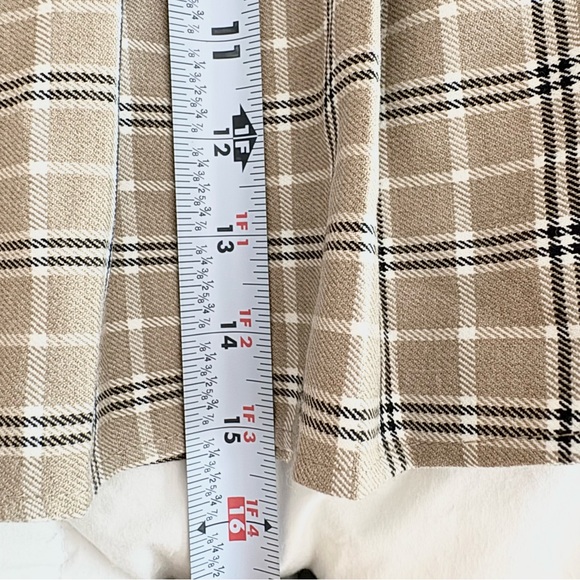 NWT GARAGE Plaid Pleated Beige Skirt - Picture 3 of 4